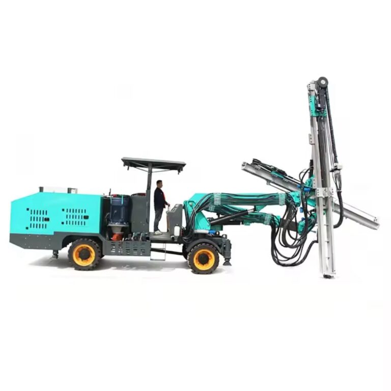 Double-arm rock drilling jumbo3
