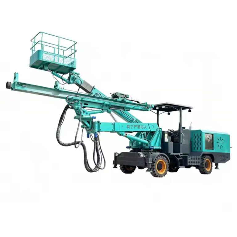 Double-arm rock drilling jumbo4